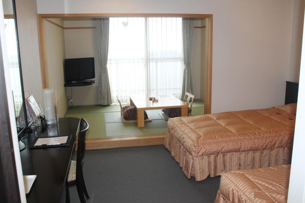 The Gran Resort Elegante Atami Атами Екстериор снимка