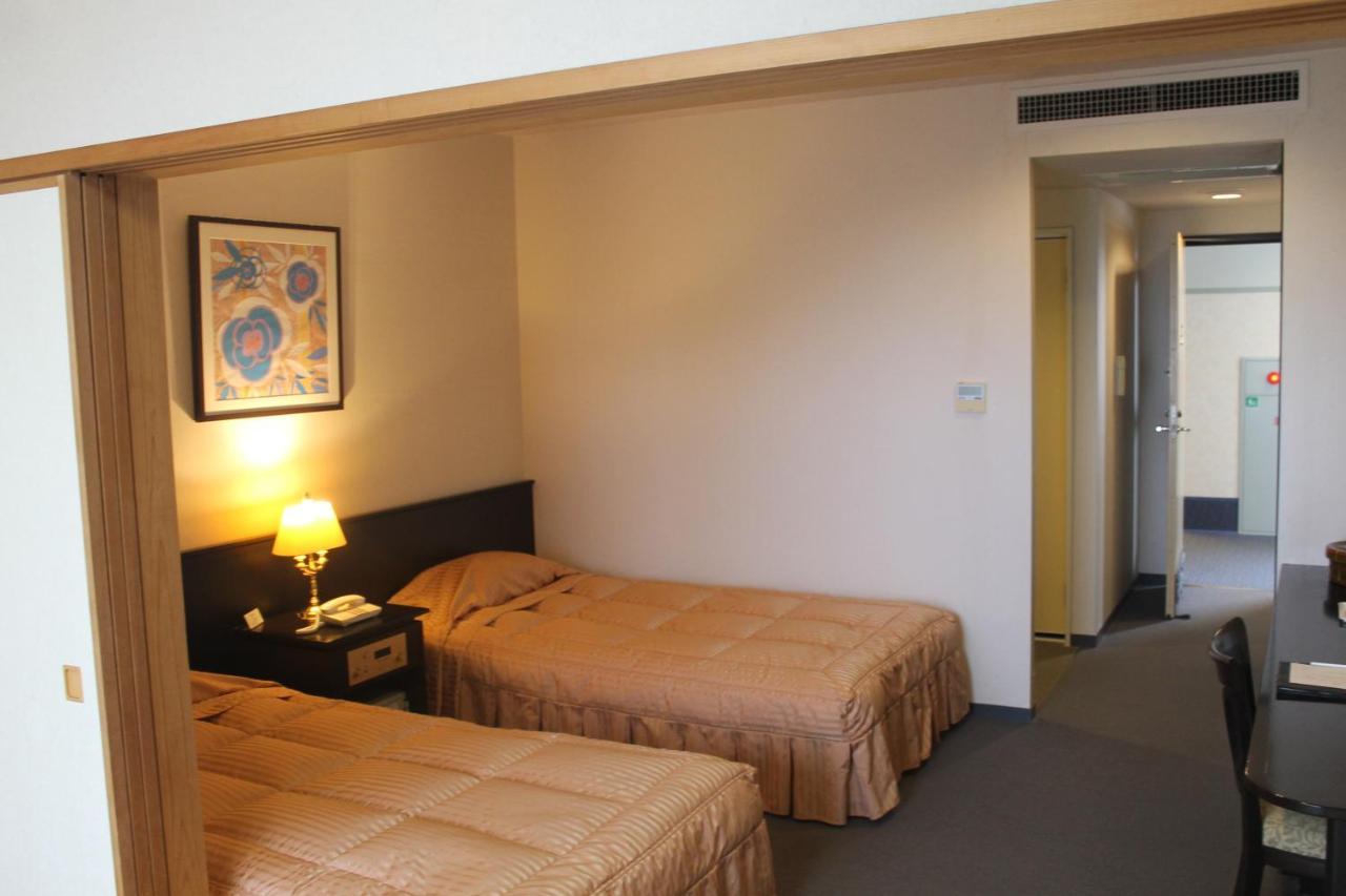 The Gran Resort Elegante Atami Атами Екстериор снимка