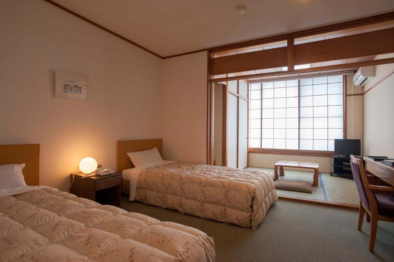 The Gran Resort Elegante Atami Атами Екстериор снимка
